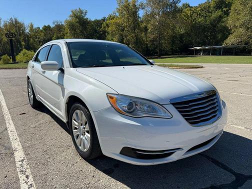 2014 Chrysler 200 LX