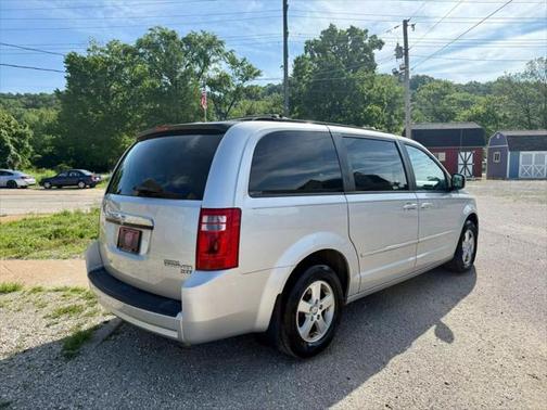 2010 Dodge Grand Caravan SXT