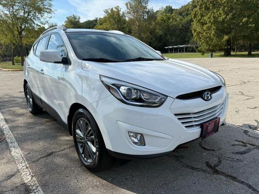 2015 Hyundai TUCSON SE