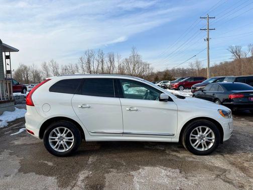 2015 Volvo XC60 T5 Platinum