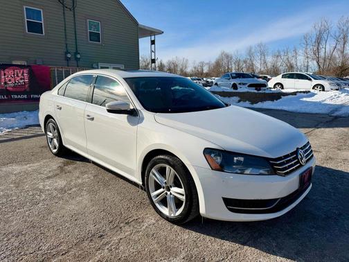 2014 Volkswagen Passat 2.0L TDI DSG SE w/Sunroof