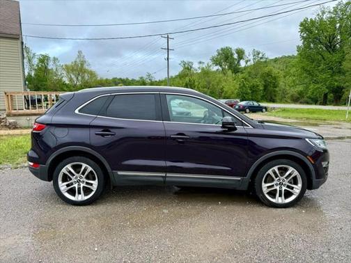 2015 Lincoln MKC Base
