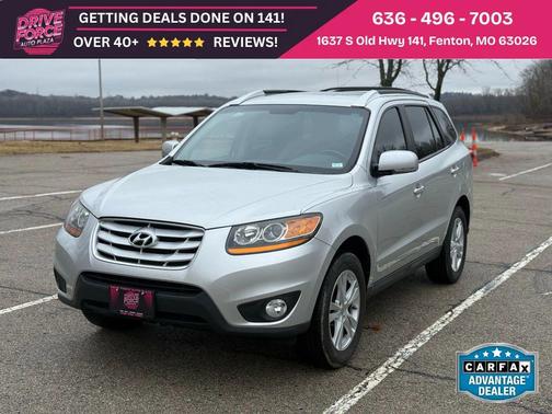 2011 Hyundai SANTA FE SE