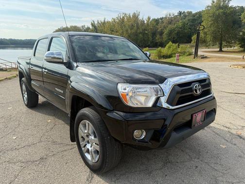 2015 Toyota Tacoma Base