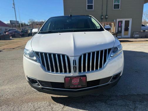 2013 Lincoln MKX Base