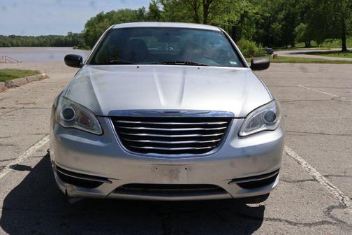 Silver 2012 Chrysler 200 Touring