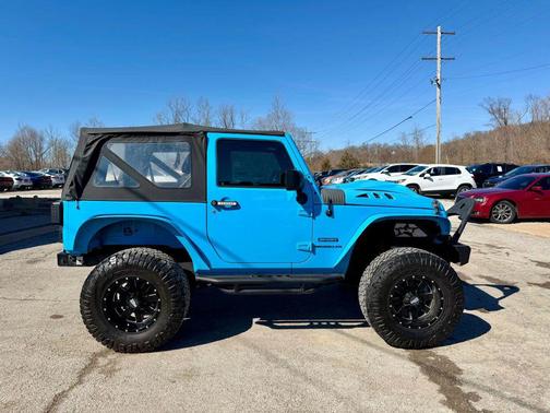 2017 Jeep Wrangler Sport