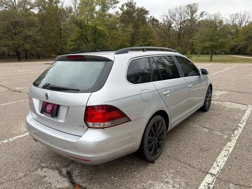 2014 Volkswagen Jetta SportWagen Manual TDI w/Sunroof