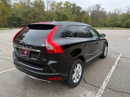 2016 Volvo XC60 T5 Drive-E Premier