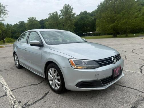Reflex Silver Metallic 2013 Volkswagen Jetta SE