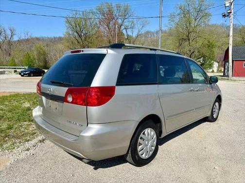 2006 Toyota Sienna CE