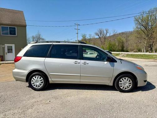 2006 Toyota Sienna CE