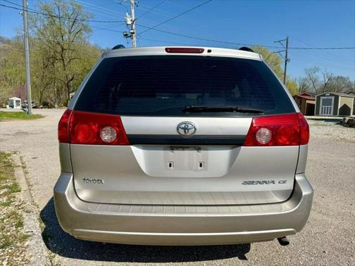 2006 Toyota Sienna CE