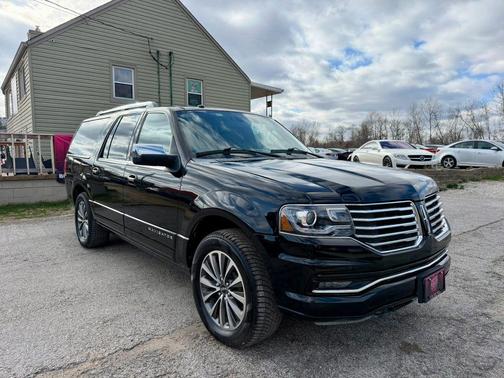 2016 Lincoln Navigator Select
