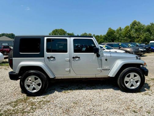 2010 Jeep Wrangler Unlimited Sahara