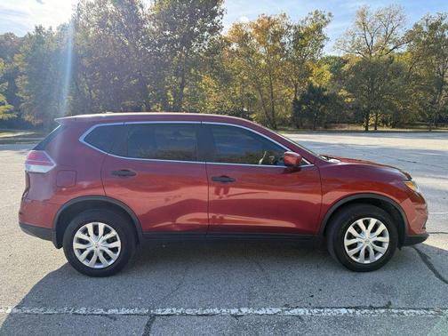 2016 Nissan Rogue S