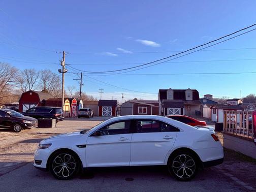 2013 Ford Taurus SHO