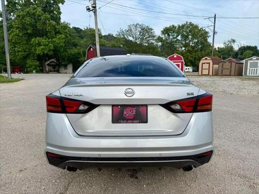 2020 Nissan Altima SR FWD
