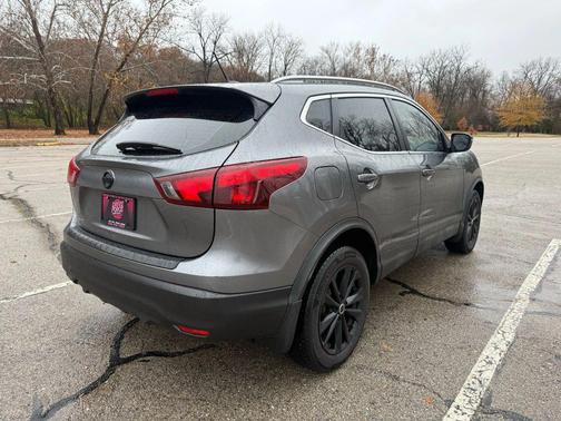 2017 Nissan Rogue Sport SV