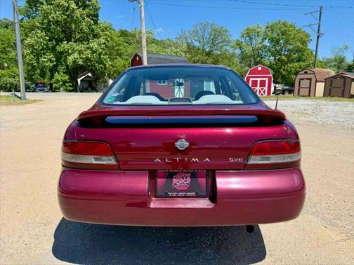 1997 Nissan Altima GXE