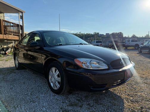 2005 Ford Taurus SEL