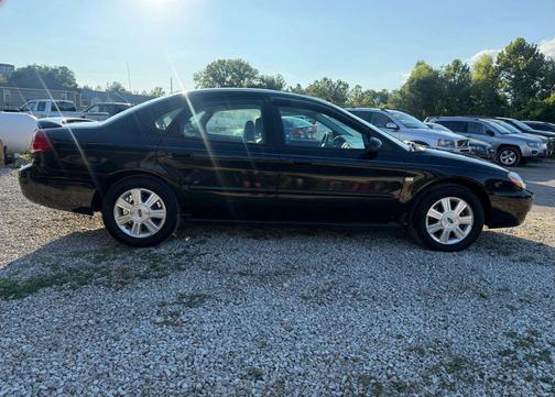 2005 Ford Taurus SEL