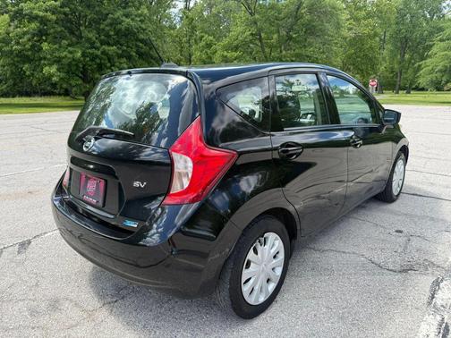 Super Black 2016 Nissan Versa Note SV