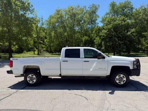 Summit White 2016 Chevrolet Silverado 2500 WT