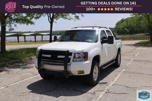 Summit White 2012 Chevrolet Avalanche 1500 LT