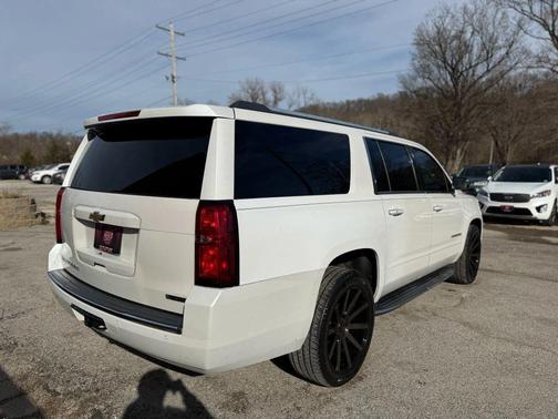 2017 Chevrolet Suburban Premier