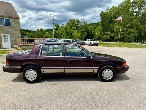 1991 Dodge Spirit Base 4D Sedan