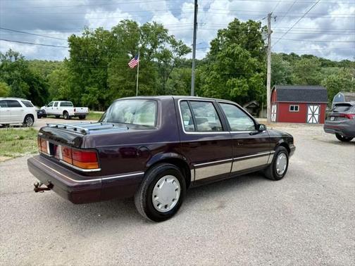 1991 Dodge Spirit Base 4D Sedan