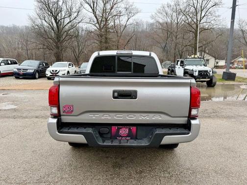 2019 Toyota Tacoma SR