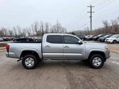 2019 Toyota Tacoma SR