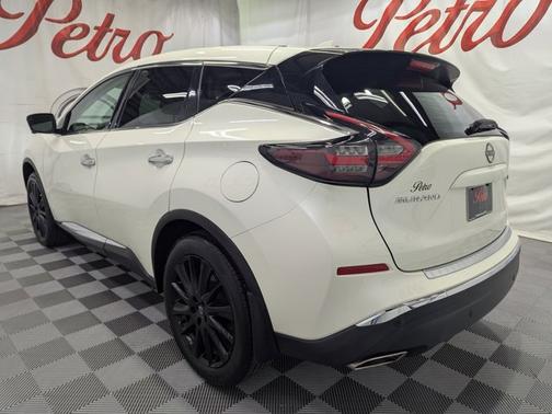 2024 Nissan Murano SL