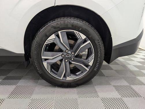 Everest White Pearl Tricoat 2026 Nissan Murano SL