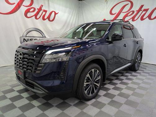 Deep Ocean Blue Pearl 2026 Nissan Pathfinder Platinum