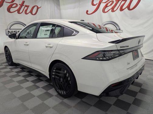 Aspen White Tricoat 2026 Nissan Sentra SR