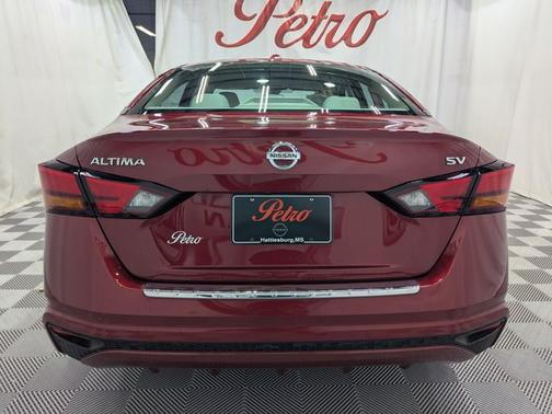 2021 Nissan Altima 2.5 SV