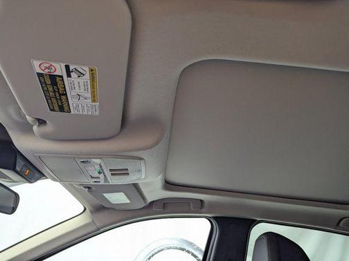 Scarlet Ember Tintcoat 2026 Nissan Kicks SR