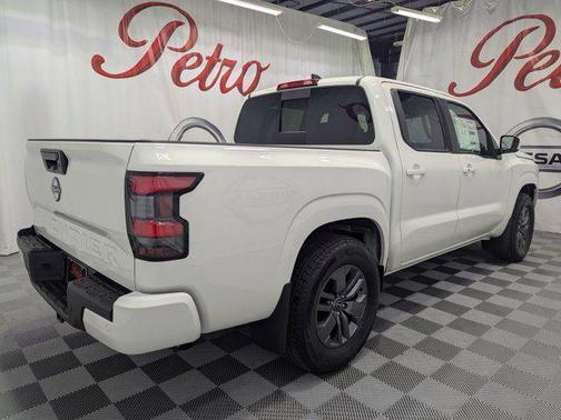 Glacier White 2025 Nissan Frontier SV