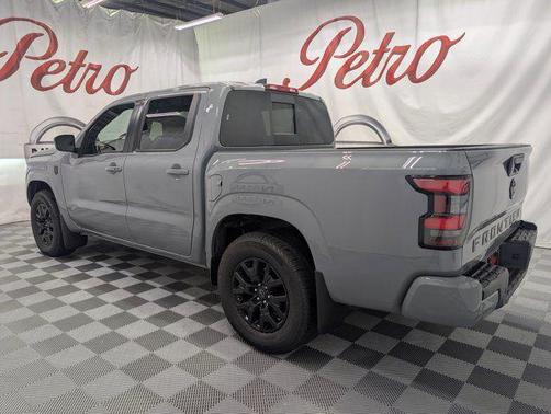 Boulder Gray Pearl 2026 Nissan Frontier SV