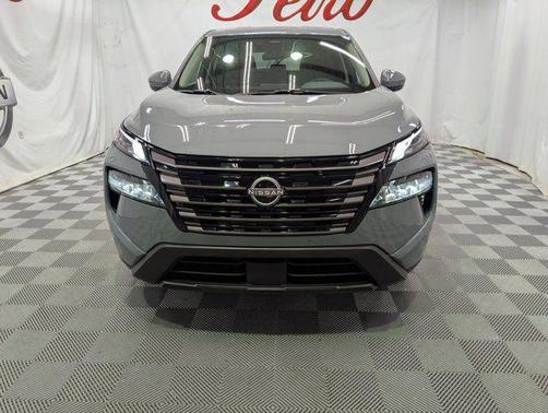 Boulder Gray Pearl 2026 Nissan Rogue SV