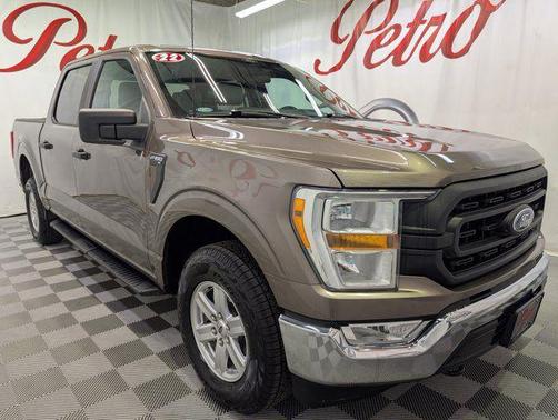 Stone Gray Metallic 2022 Ford F-150 XL