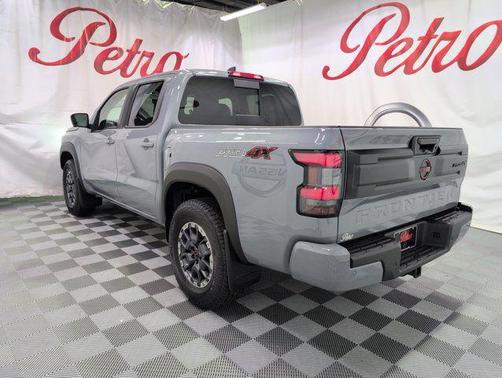 Boulder Gray Pearl 2026 Nissan Frontier PRO-4X