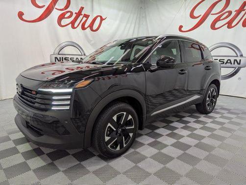 Black 2025 Nissan Kicks SR