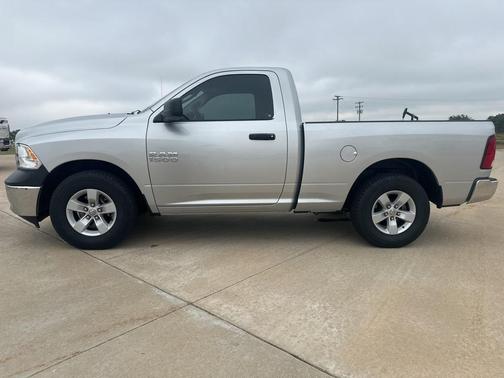 2017 RAM 1500 Tradesman/Express