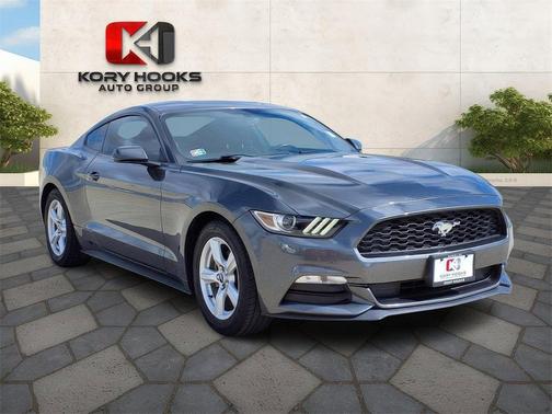 2017 Ford Mustang V6
