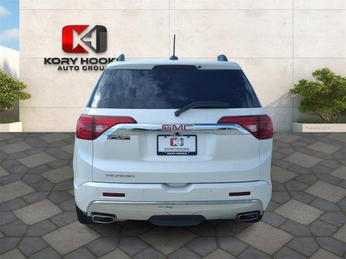 2018 GMC Acadia Denali