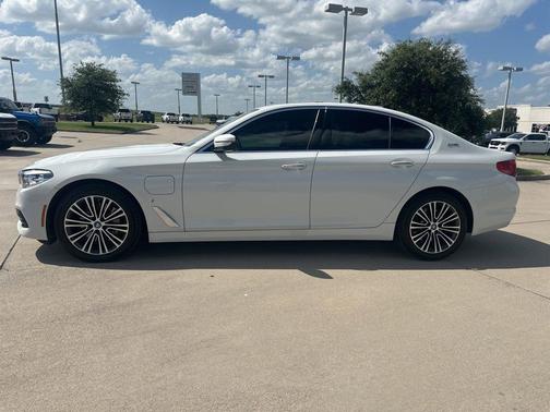 2018 BMW 530e xDrive iPerformance